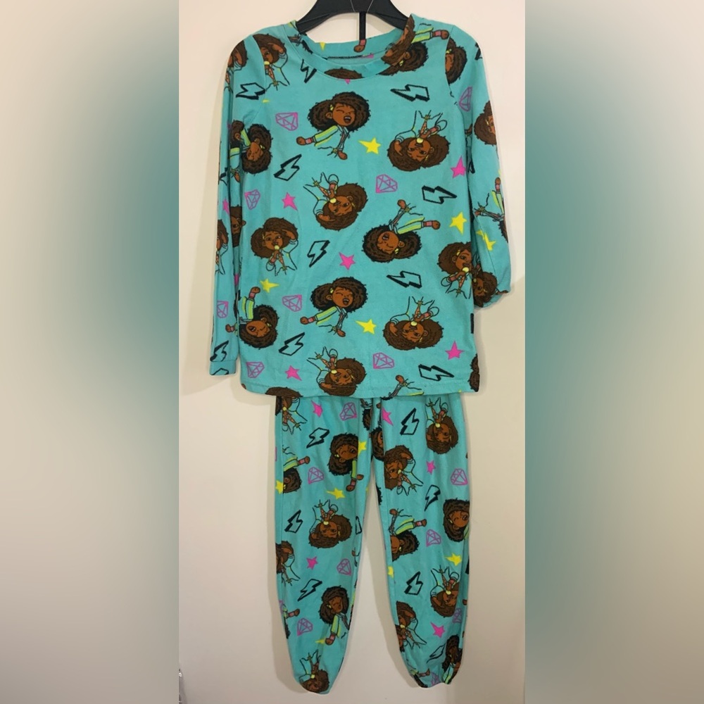 Karma’s World Girls Pajamas Size L